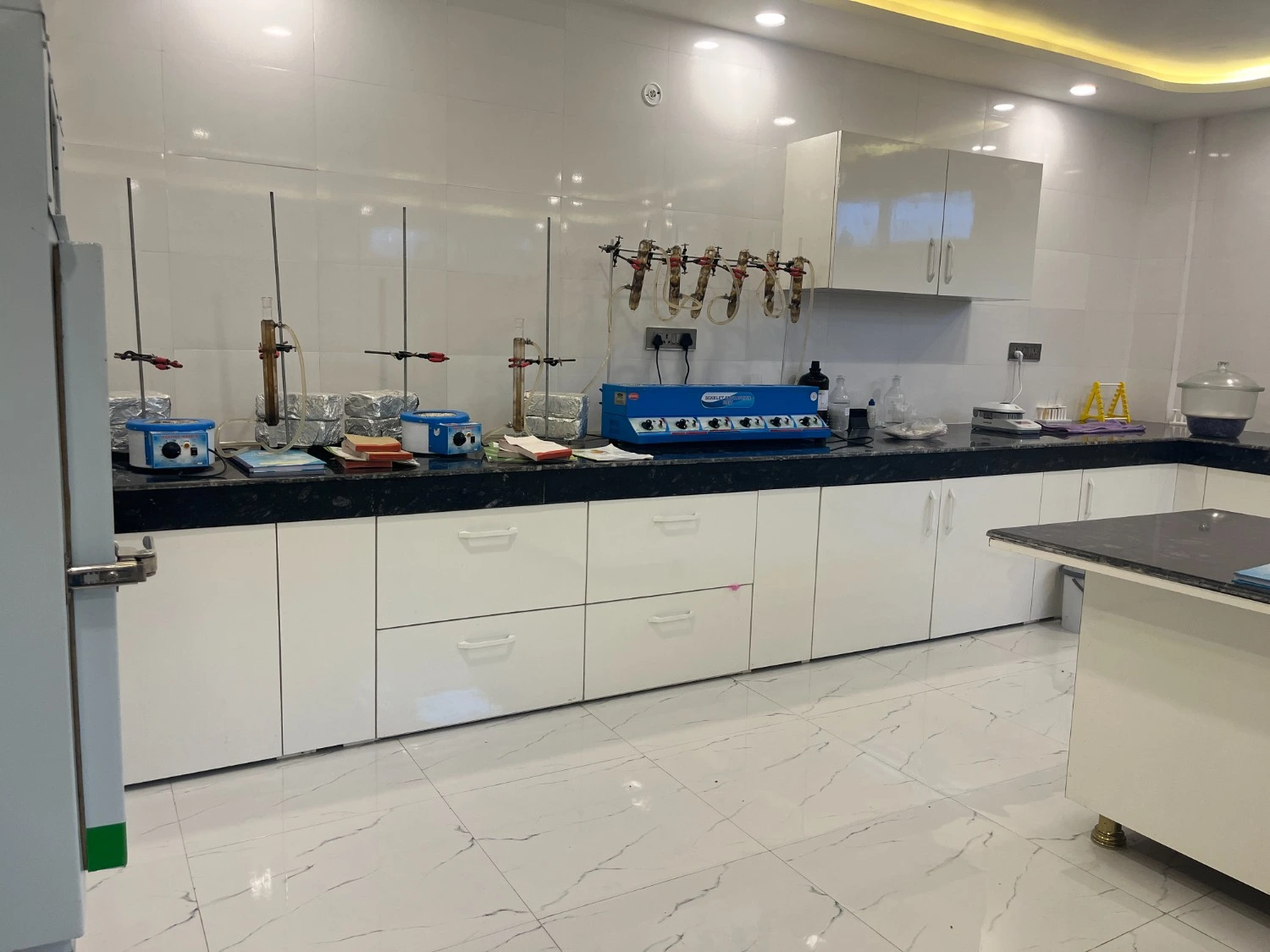 lab-img-3